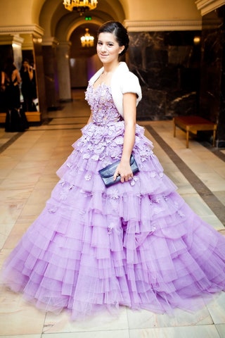 Дина Манашерова вnbspDior Haute Couture наnbspБалу дебютанток 2011.
