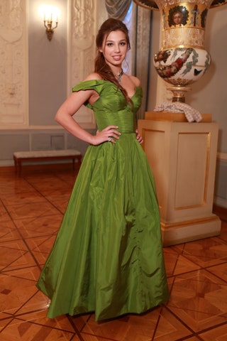 Николь Шишханова вnbspUlyana Sergeenko Haute Couture наnbspБалу дебютанток 2013.