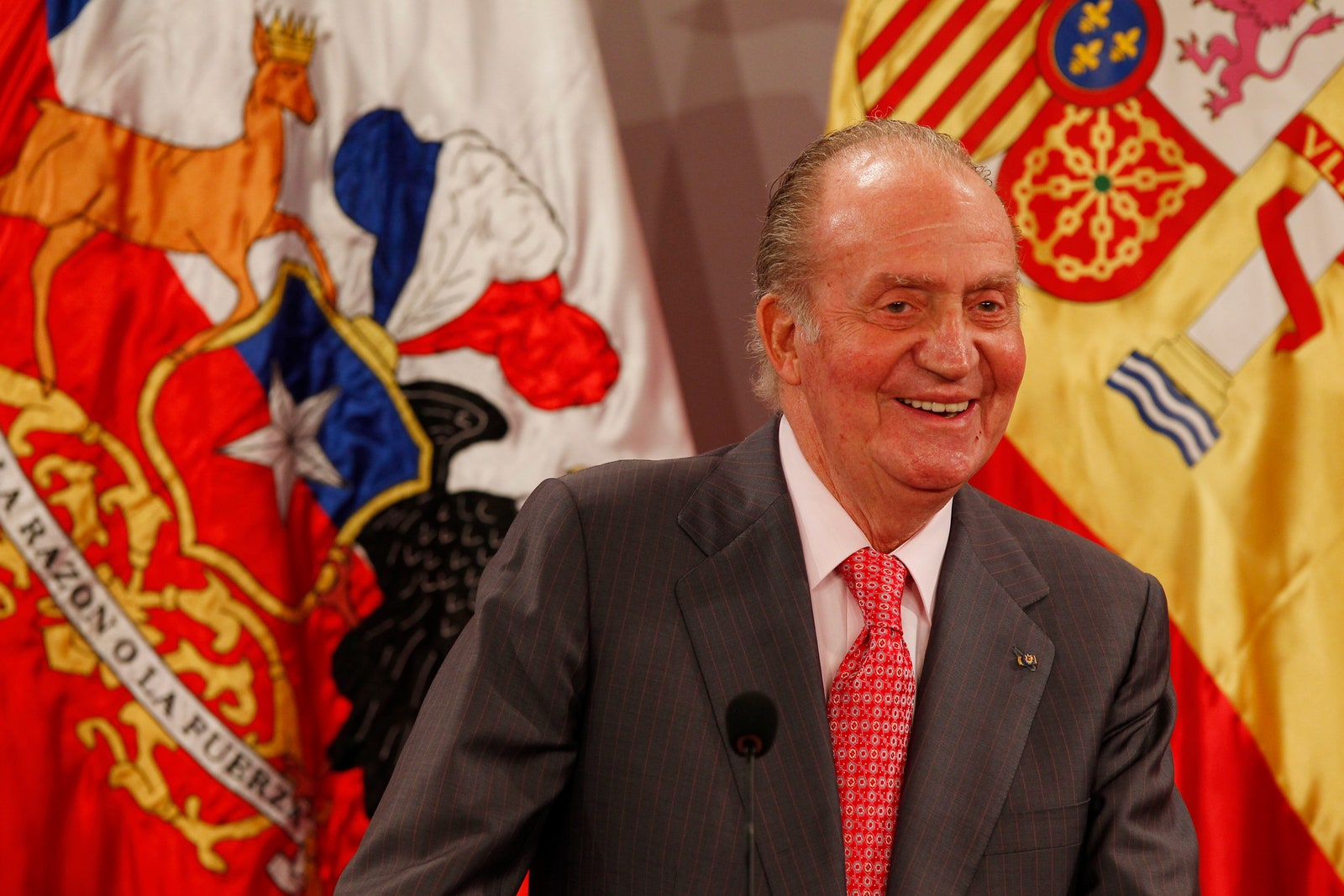 Бывшему королю Испании Хуану Карлосу вводили блокаторы тестостерона чтобы контролировать его безудержное половое влечение