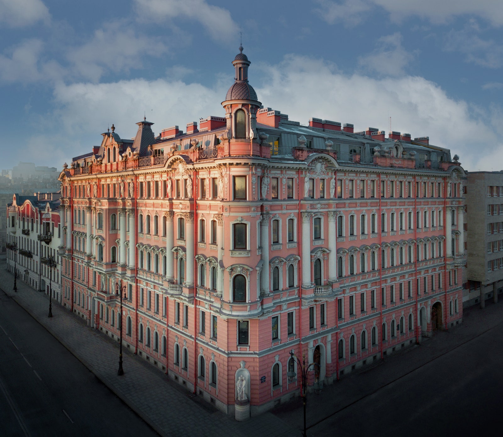 13 лучших новых домов в Москве СанктПетербурге и Сочи
