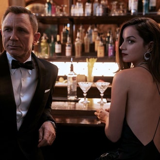«Не время умирать» и еще 7 премьер октября, обязательных к просмотру
