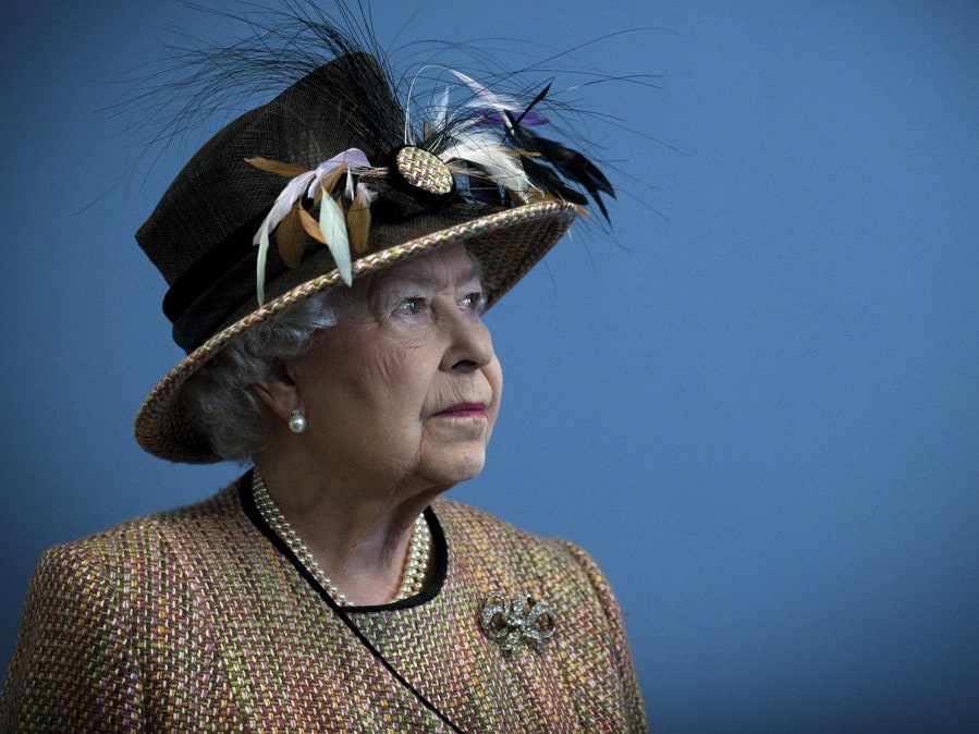 Королева Елизавета II впервые публично заговорила о принце Филиппе после его смерти