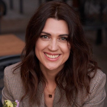 Елена Латыш head shot - Tatler Россия