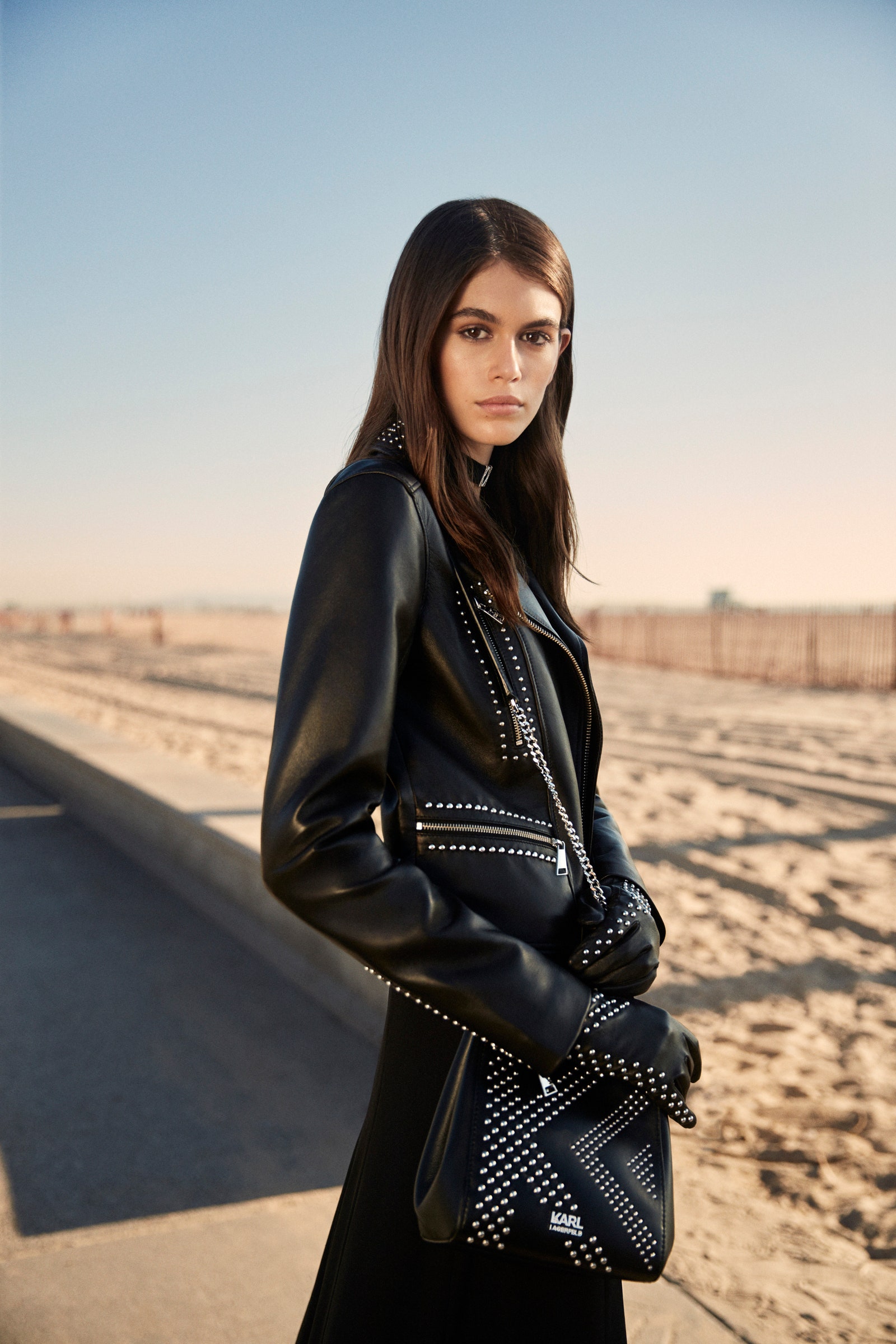 Кайя в KARL LAGERFELD X KAIA