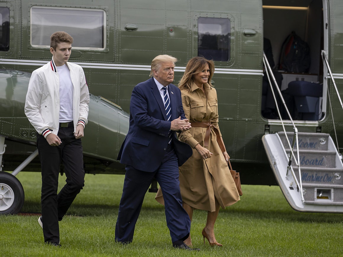 Мелания и Дональд Трамп определились со школой для сына Бэррона во Флориде