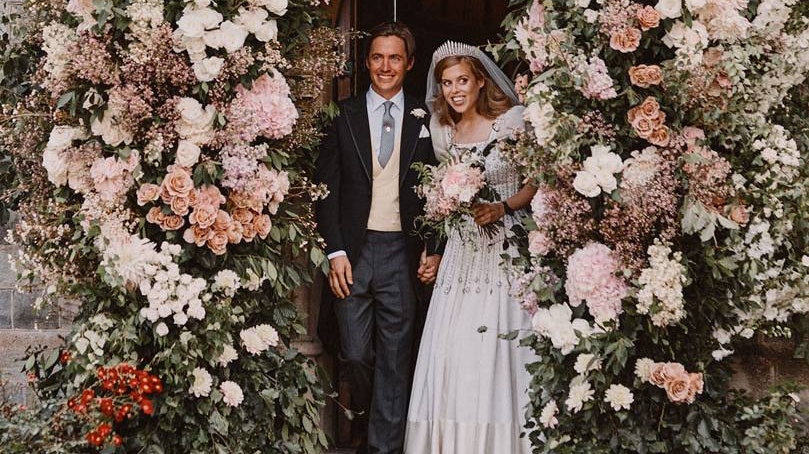Как прошла свадьба принцессы Беатрис и Эдоардо Мапелли Моцци подробности и фото