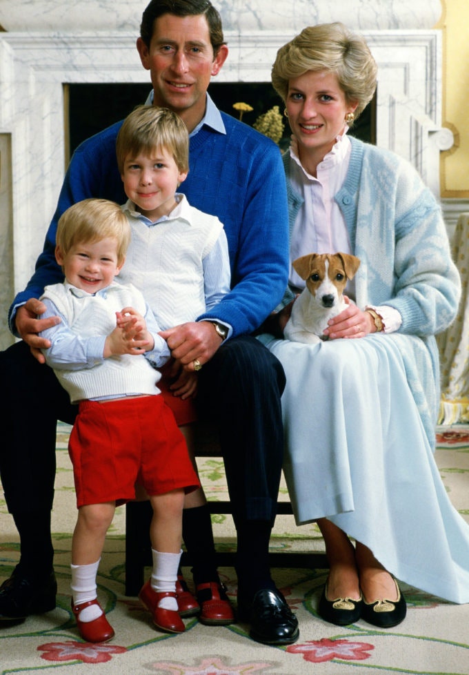Принц Чарльз и принцесса Диана с принцем Гарри и принцем Уильямом