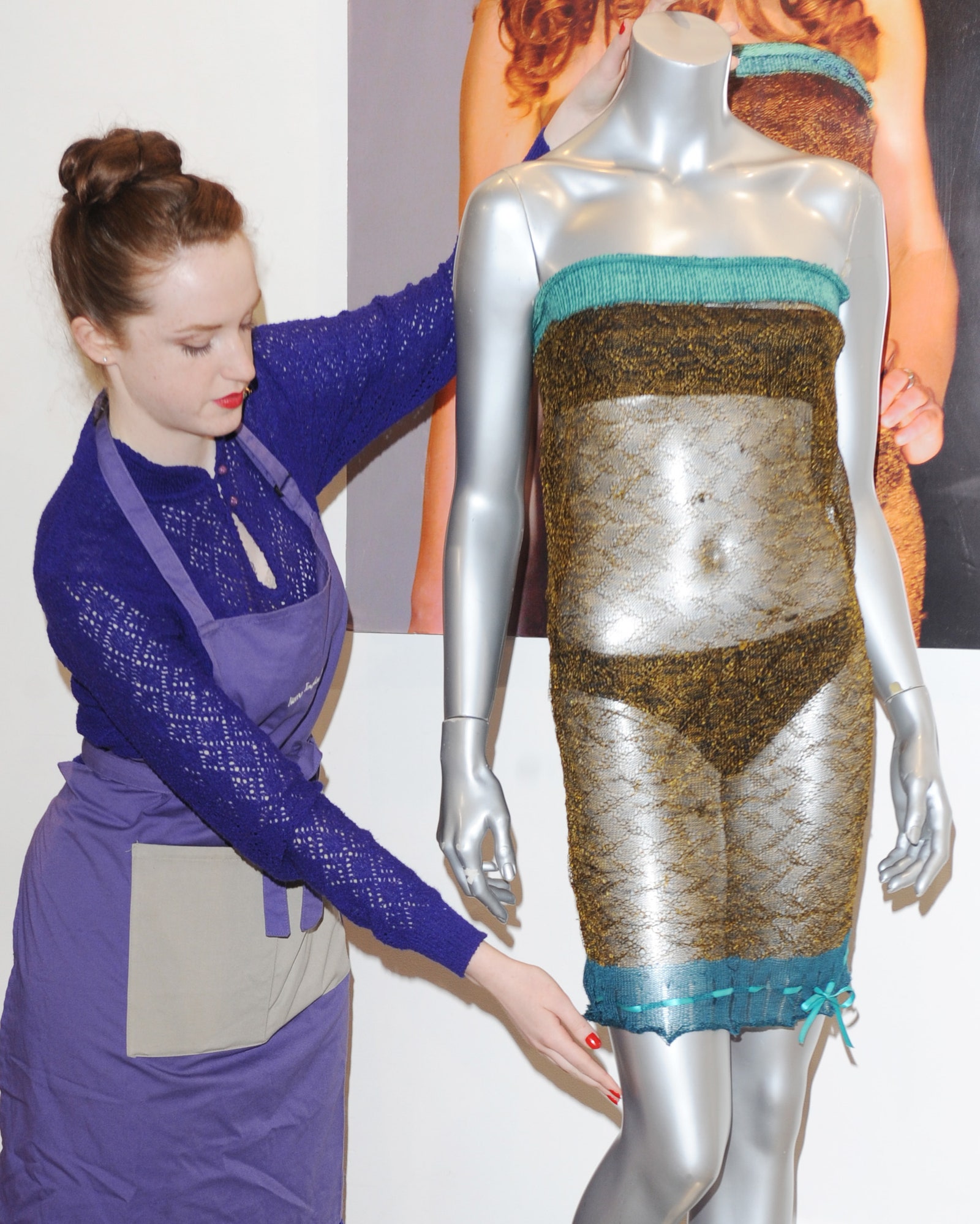 Платье Кейт Миддлтон на аукционе 2011 год