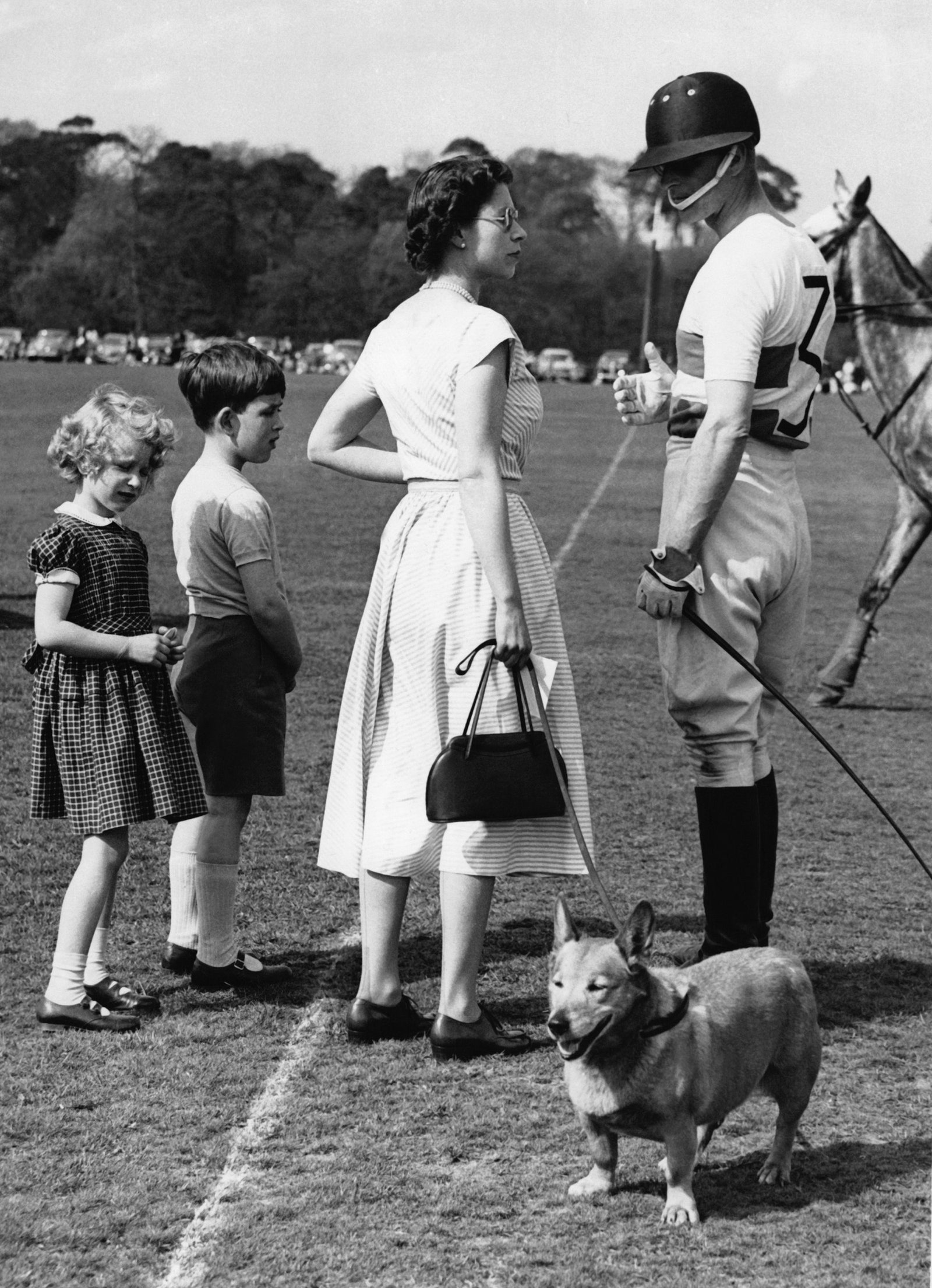 Редкие ретрофотографии представителей королевской семьи Великобритании