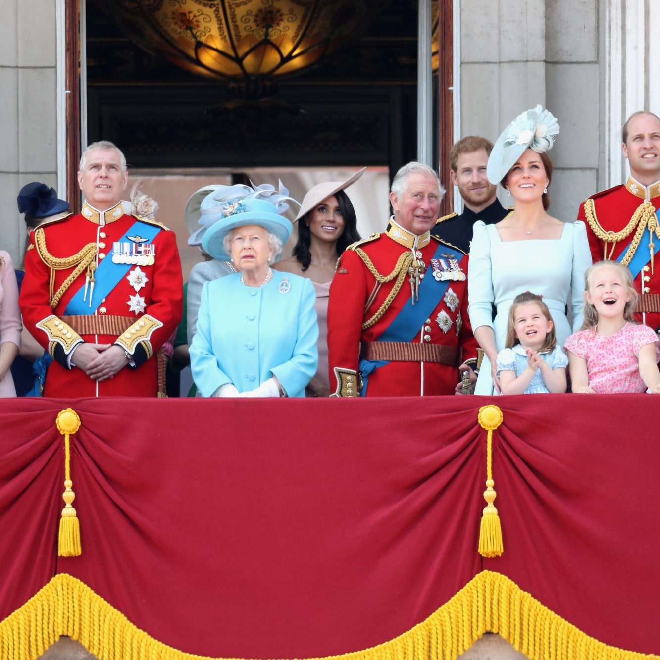 Интересные факты о королевской семье Великобритании: сколько языков знают  члены королевской семьи | Tatler Россия