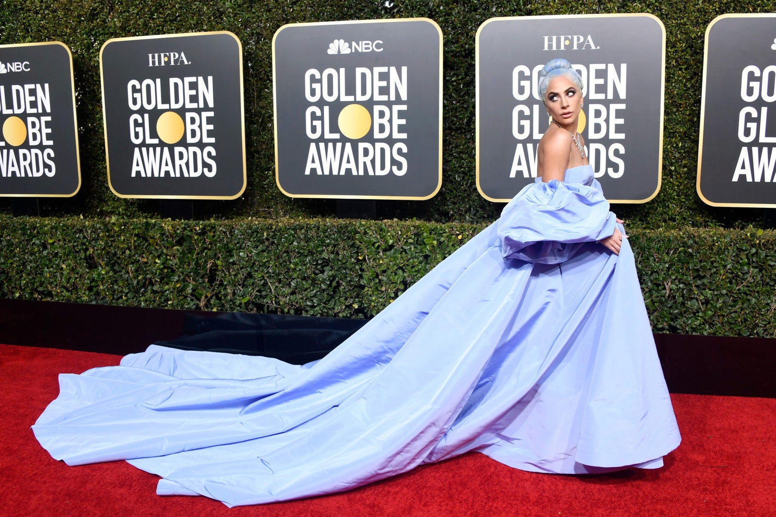Леди Гага на церемонии «Золотой глобус» 2019 год