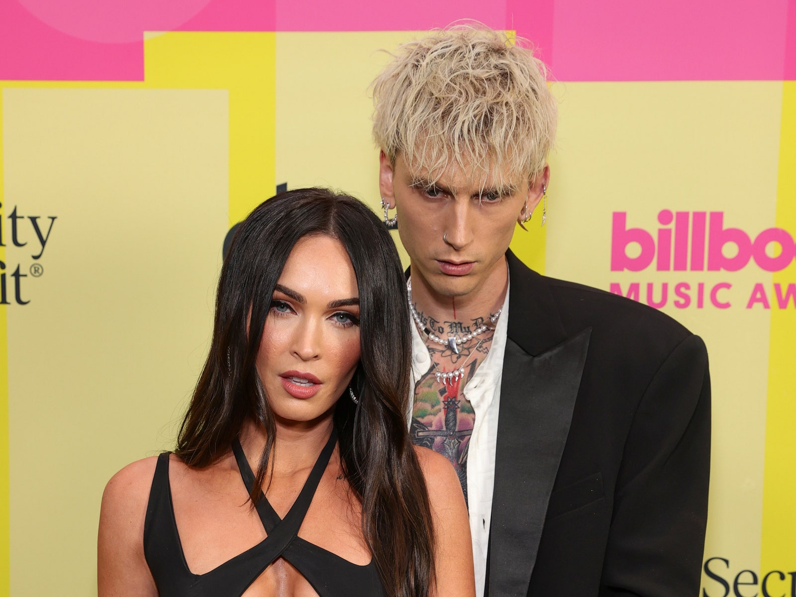 Звездные гости Billboard Music Awards 2021