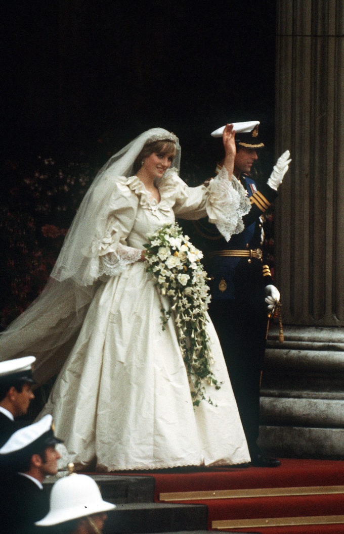 Свадебное платье принцессы Дианы все что нужно знать об одном из главных нарядов XX века