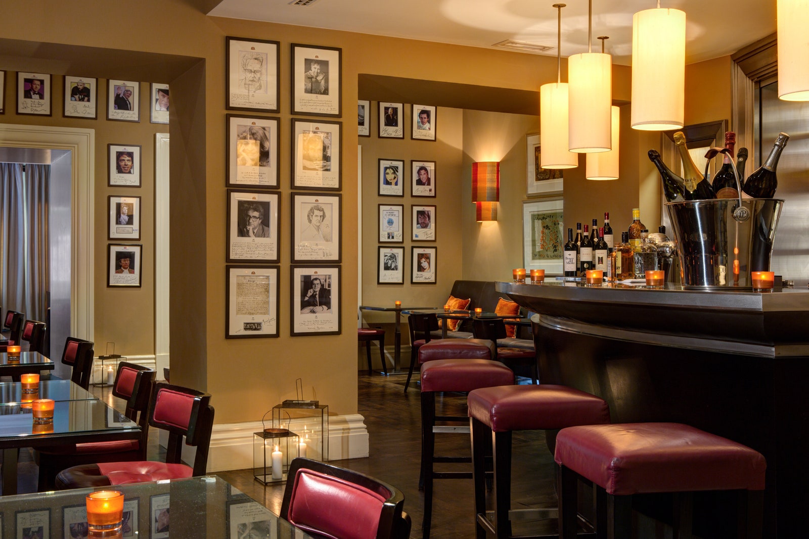 Bar A в Rocco Forte Hotel Amigo