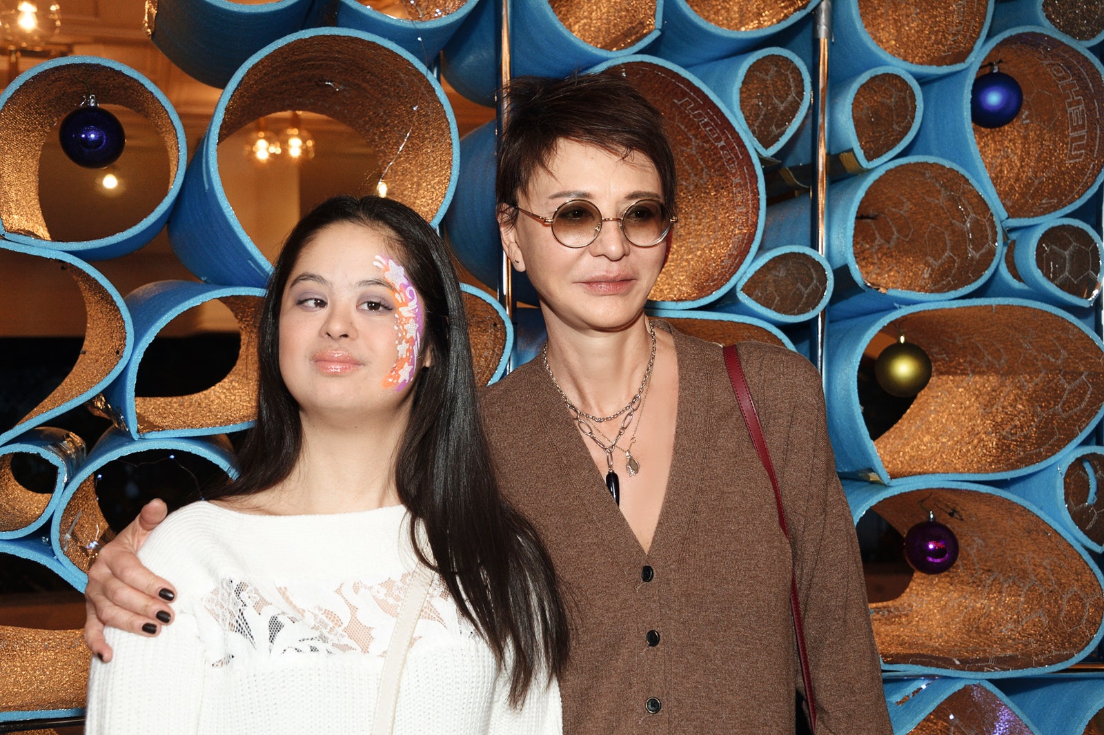Общественный деятель Ирина Хакамада с дочерью Марией Сиротинской