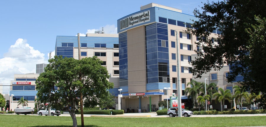 Memorial Regional Hospital в Майами.