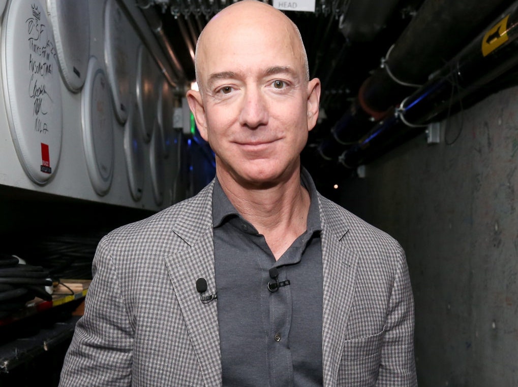 Джефф Безос уходит с поста CEO Amazon