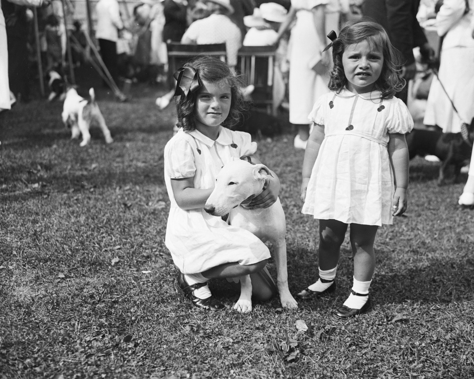 Сестры Жаклин и Ли Бувье 1935 год