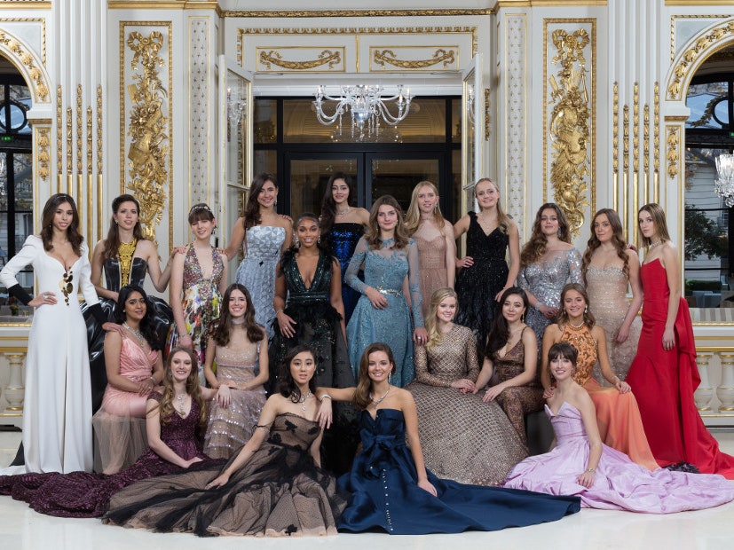 Семь дебютанток парижского Le Bal des Débutantes