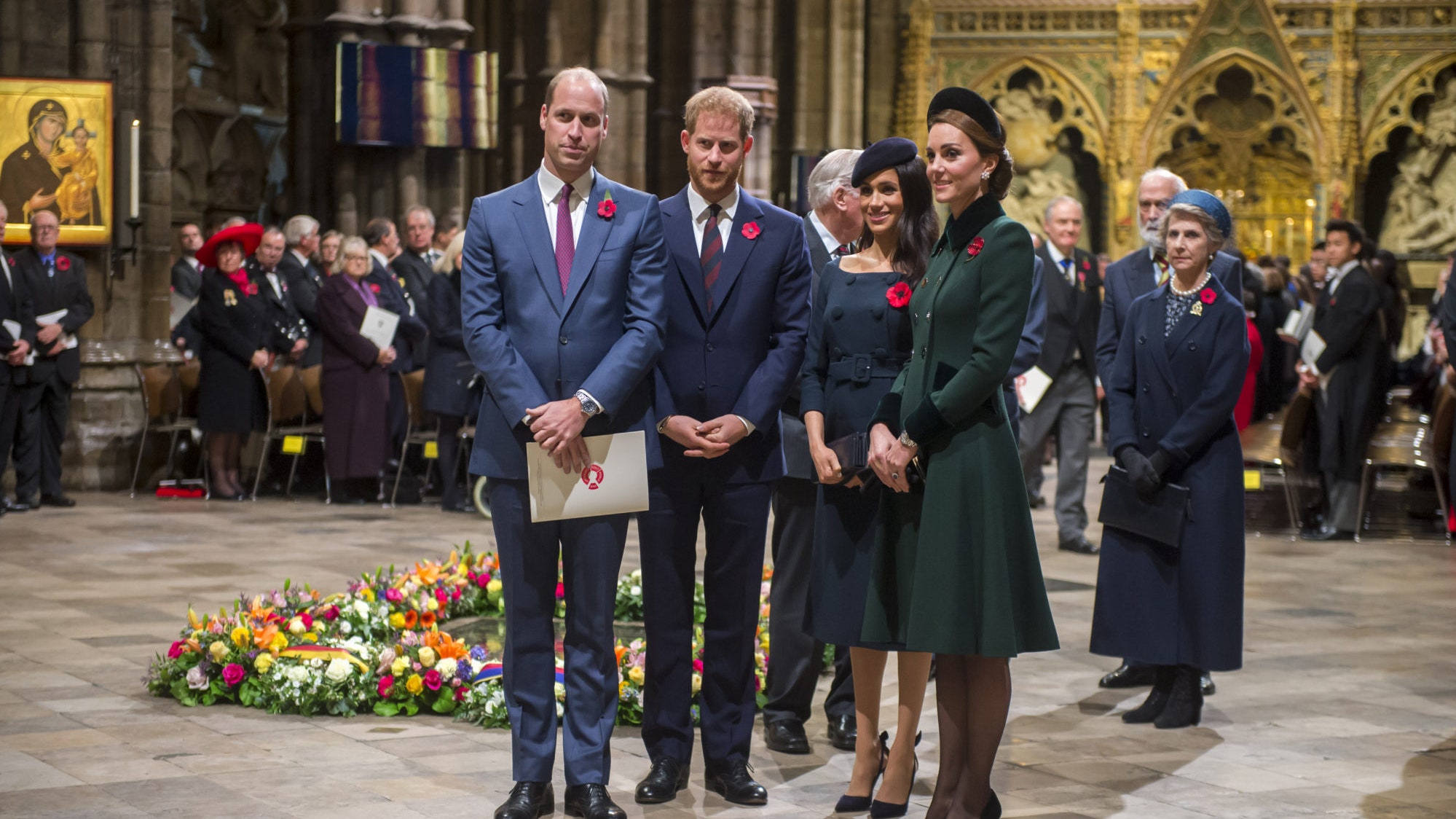 Кейт Миддлтон и принц Уильям обменялись рождественскими подарками с Меган Маркл и принцем Гарри