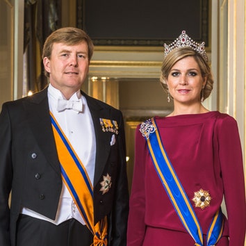 Королевская семья Нидерландов извинилась перед подданными за отпуск в Греции в разгар пандемии