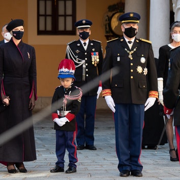 Княжеская семья на праздновании Национального дня Монако