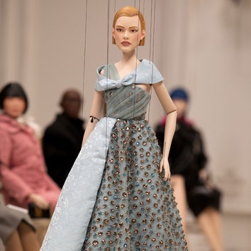 Джереми Скотт представил новую коллекцию Moschino на куклах