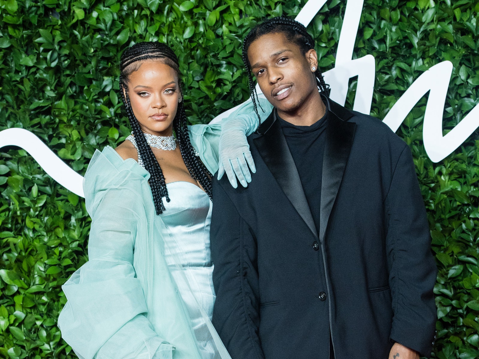 Инсайдер подтвердил, что Рианна встречается с A$AP Rocky