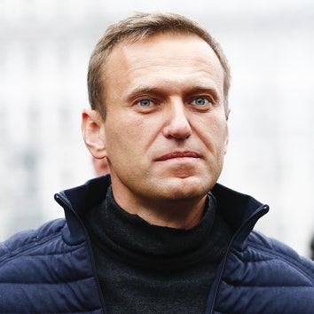 Алексей Навальный госпитализирован &- он в коме
