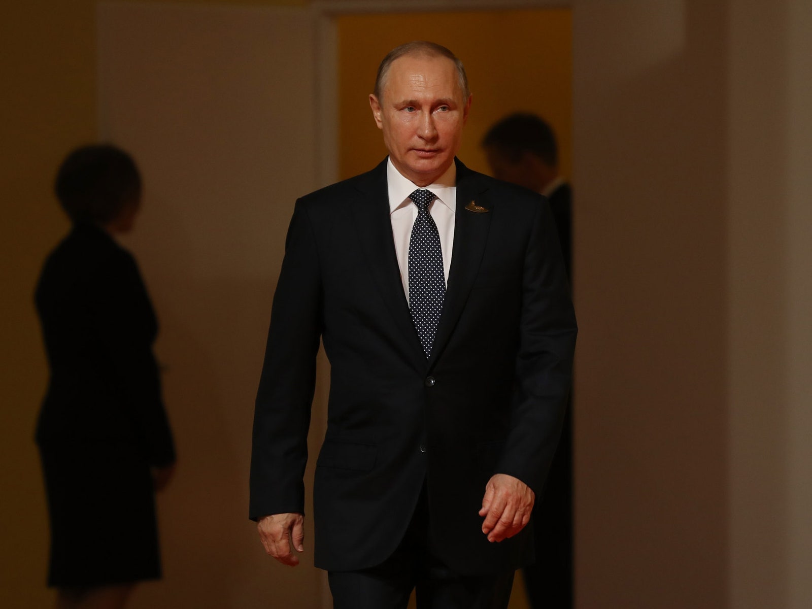 Кто в правительстве зарабатывает больше Путина, Мишустина и Пескова