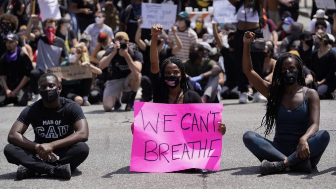 Фонд Black Lives Matter Foundation собрал 4 миллиона пожертвований. Но он не связан с протестами