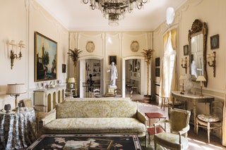 Главная гостиная Château de La Colle Noire 2016.
