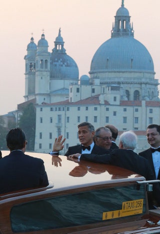 Джордж Клуни в день свадьбы в Венеции.