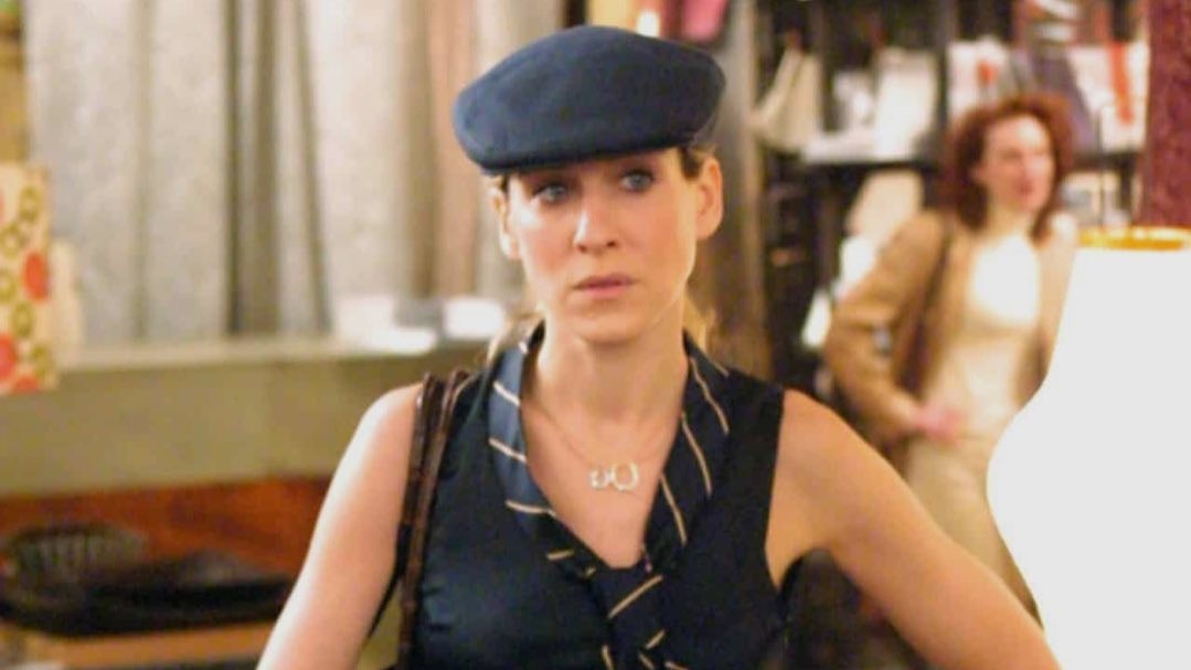Подпишитесь на everyoutfitonsatc смешной и ностальгирующий инстаграм о сериале «Секс в большом городе»