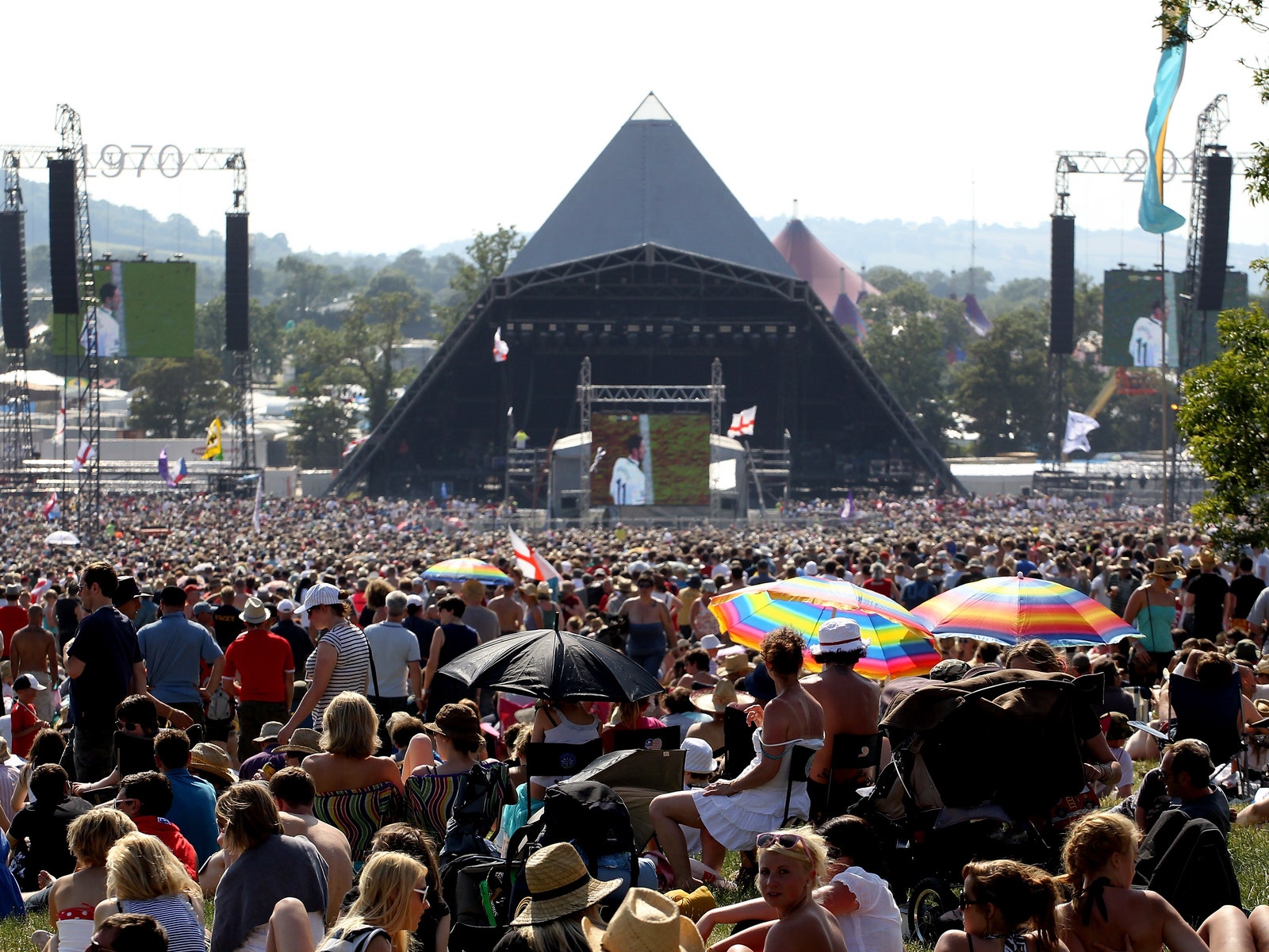 Фестиваль Glastonbury пройдет в виде онлайн-выставки в Музее Виктории и Альберта
