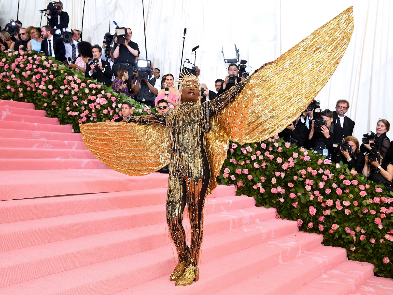 Вместо бала Met Gala-2020 в соцсетях пройдет челлендж с Билли Портером