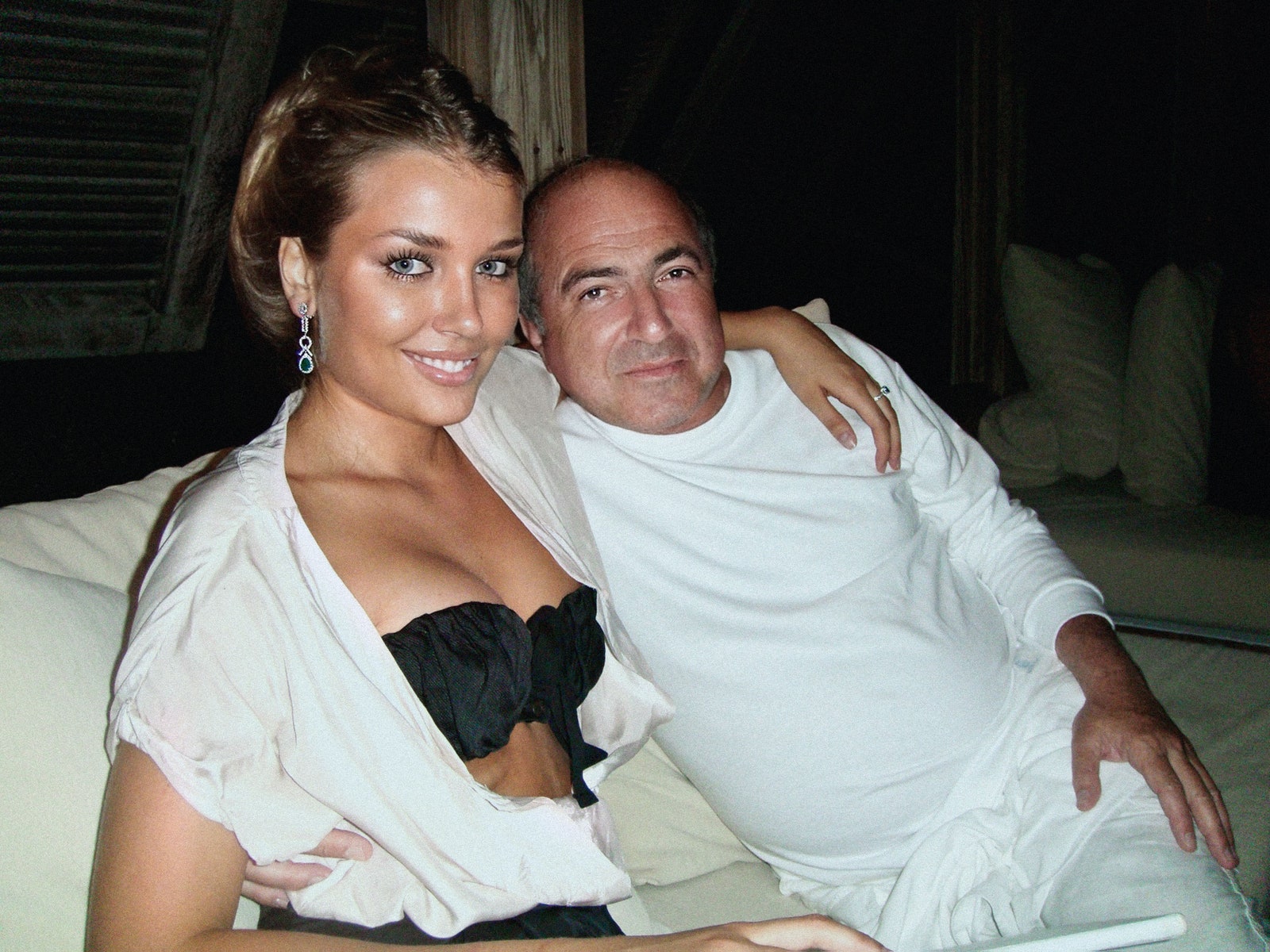 Модель Дарья Коновалова с бизнесменом Борисом Березовским на Карибах 2010.
