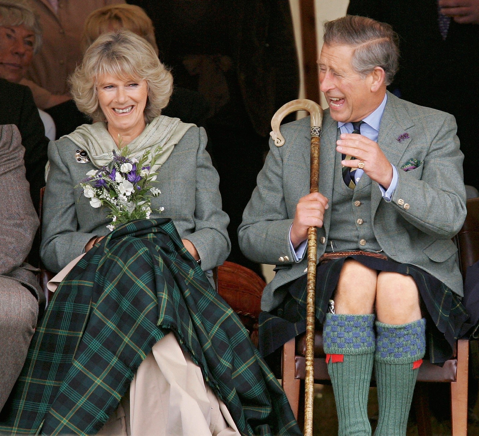 Камилла ПаркерБоулз и принц Чарльз на ежегодных играх в шотландской деревне 2004