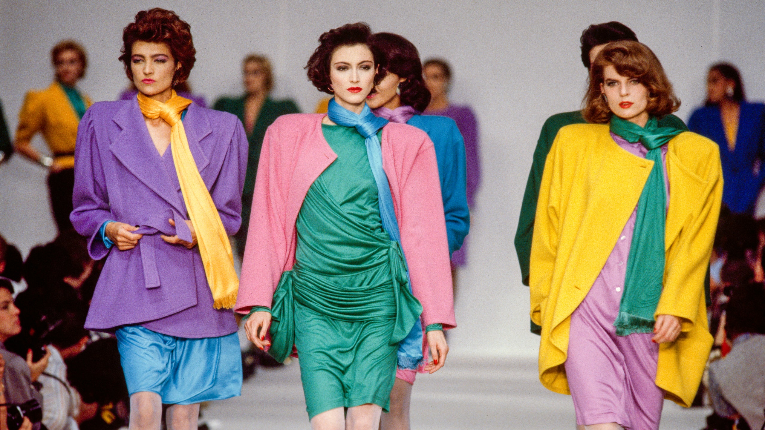 Умер Эмануэль Унгаро как модельер расцветил несколько модных десятилетий