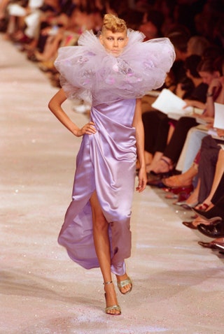 Haute Couture осеньзима 20002001.
