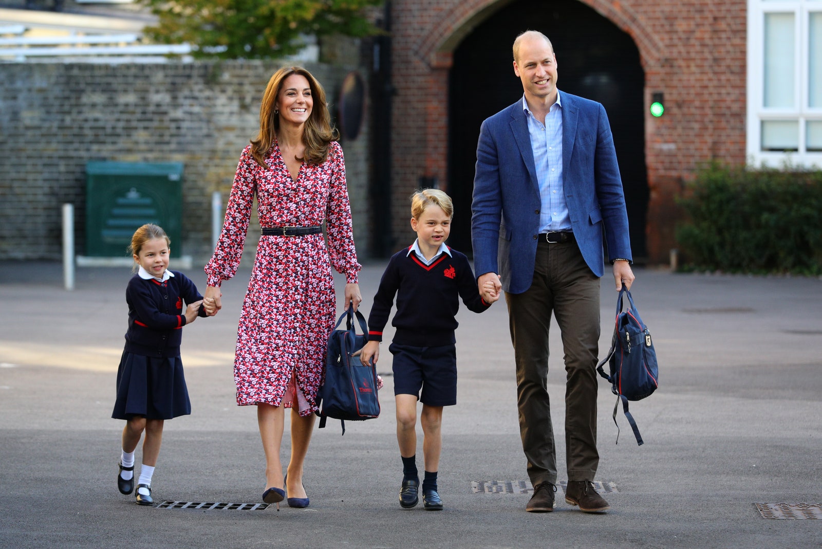 Как принц Уильям и Кейт Миддлтон готовят сына к престолу