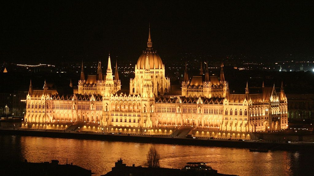 Юлия Высоцкая советует где и чем согреться в рождественском Будапеште