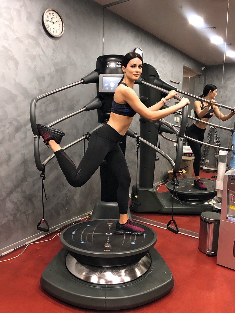 Вам срочно нужно новое бьютиприложение к февральскому номеру Tatler