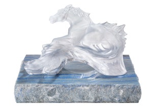 Скульптура Lalique «Конь Посейдона».