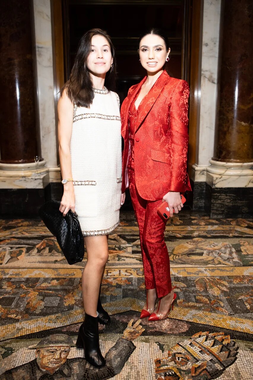 Мариана ГуберГогова и Анастасия Беляк на открытии «Клуба 418» в Лондоне