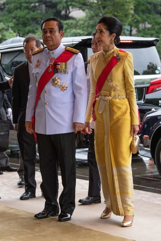 Премьерминистр Таиланда Прают ЧанОча сnbspженой Нарапорн ЧанОча.