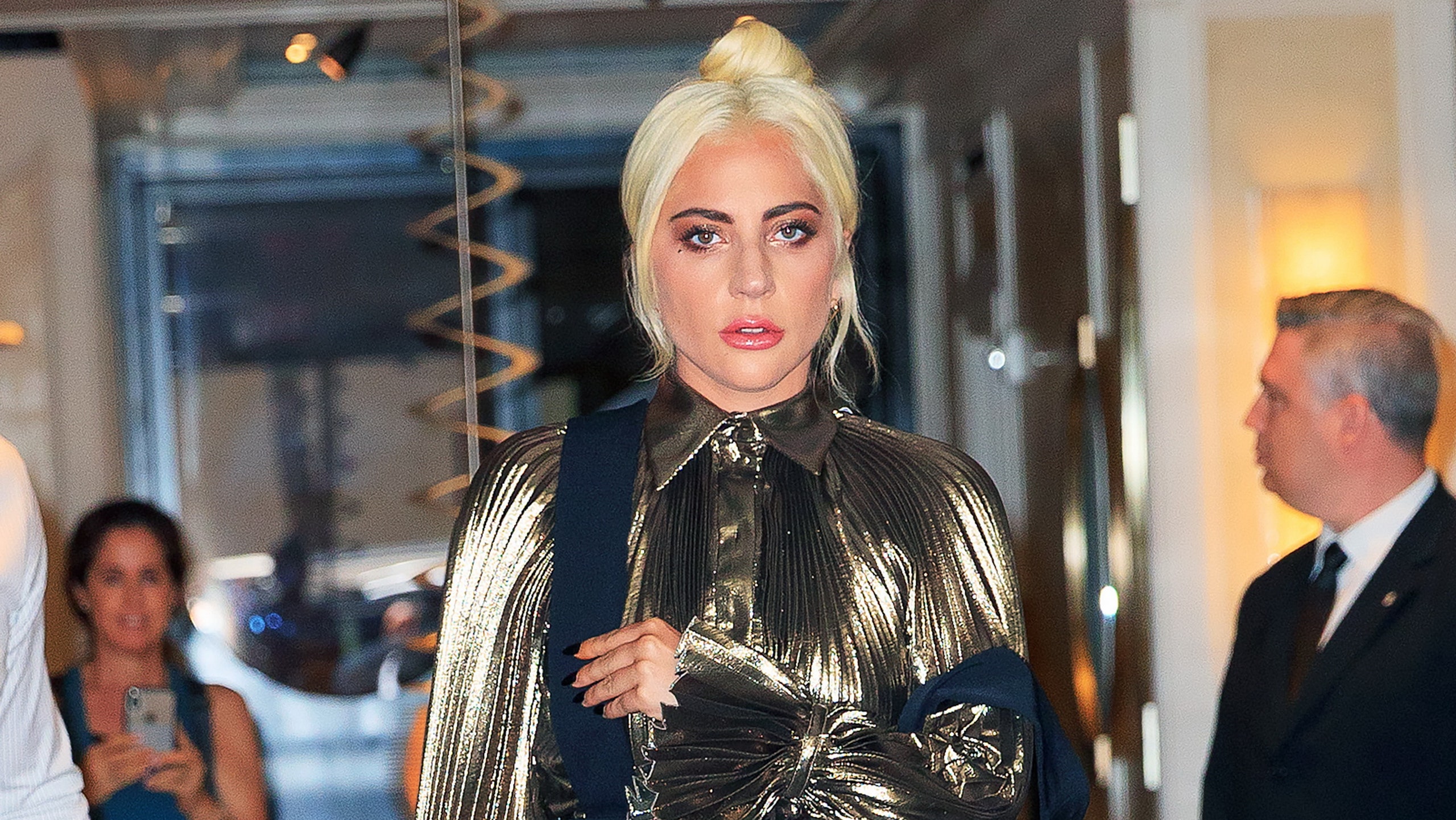 Леди Гага запускает собственную линию косметики