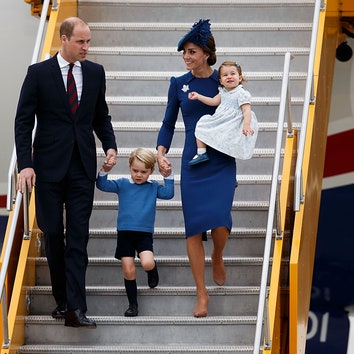 Кейт Миддлтон и принц Уильям с детьми полетели в Шотландию бюджетным рейсом