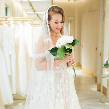 Ксения Собчак примеряет свадебные платья