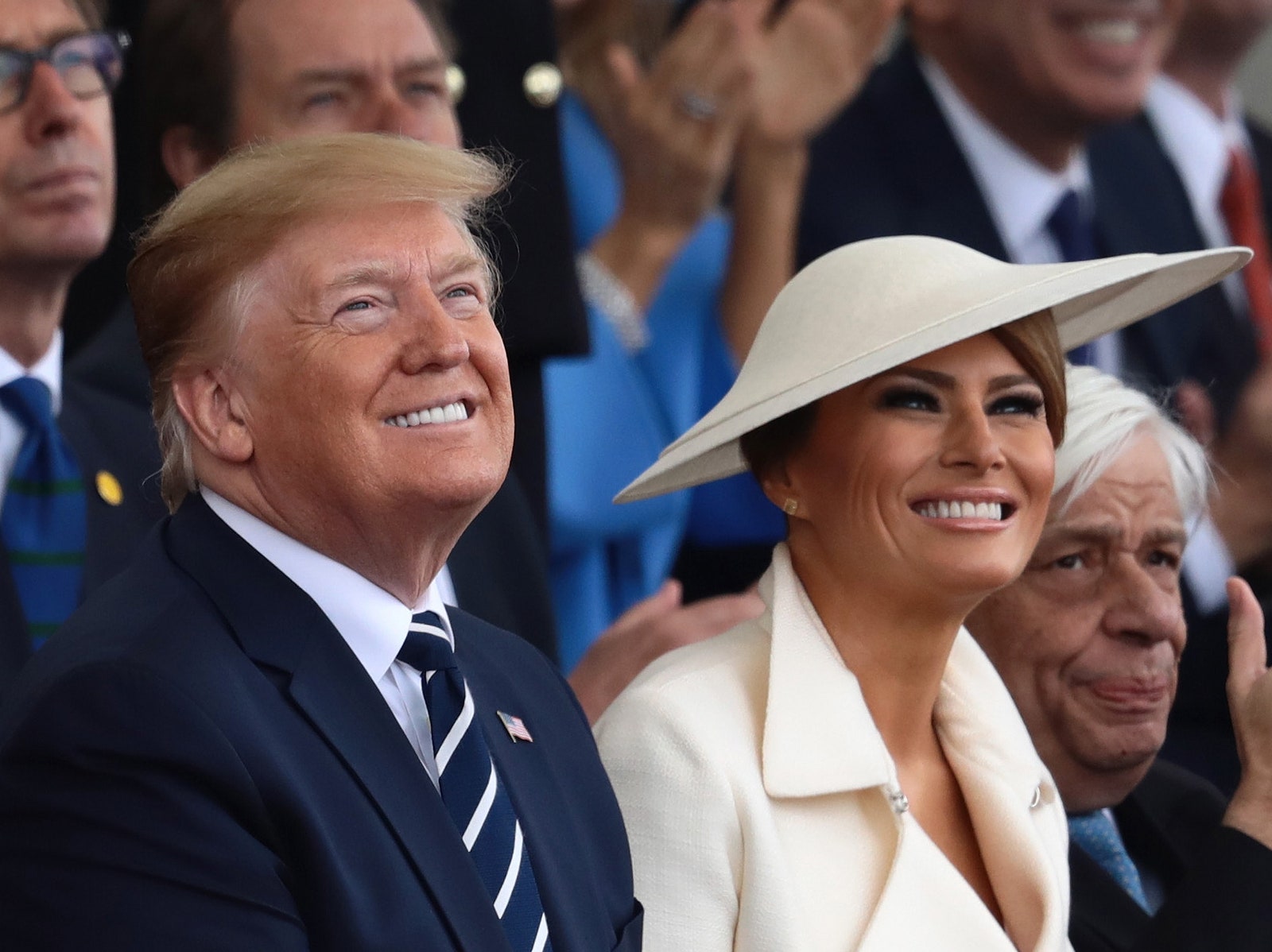 Дональд и Мелания Трамп на мероприятии в честь годовщины высадки в Нормандии